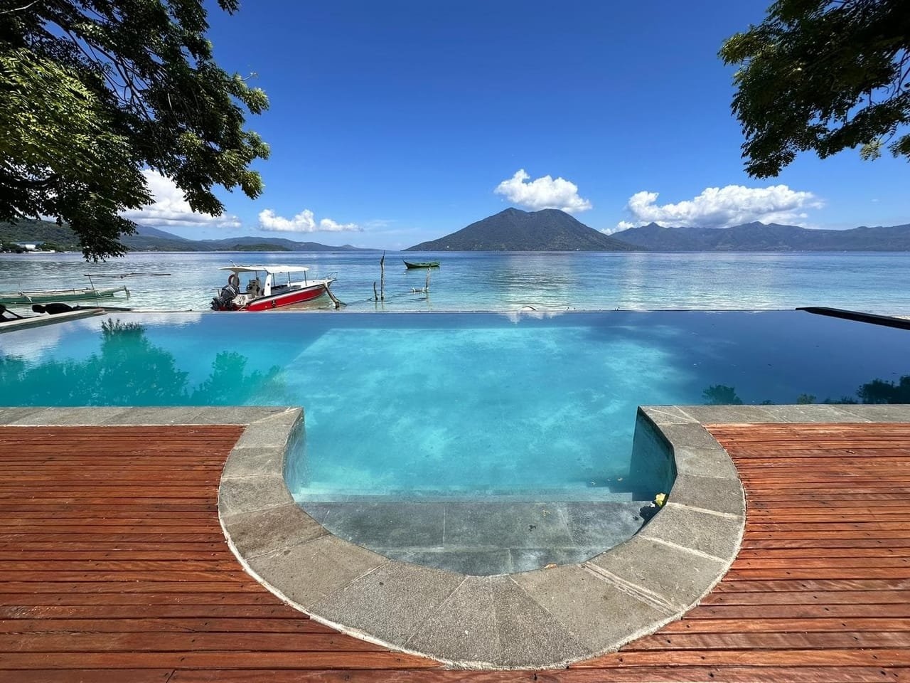 The infinity pool overlooking the Pantar Strait